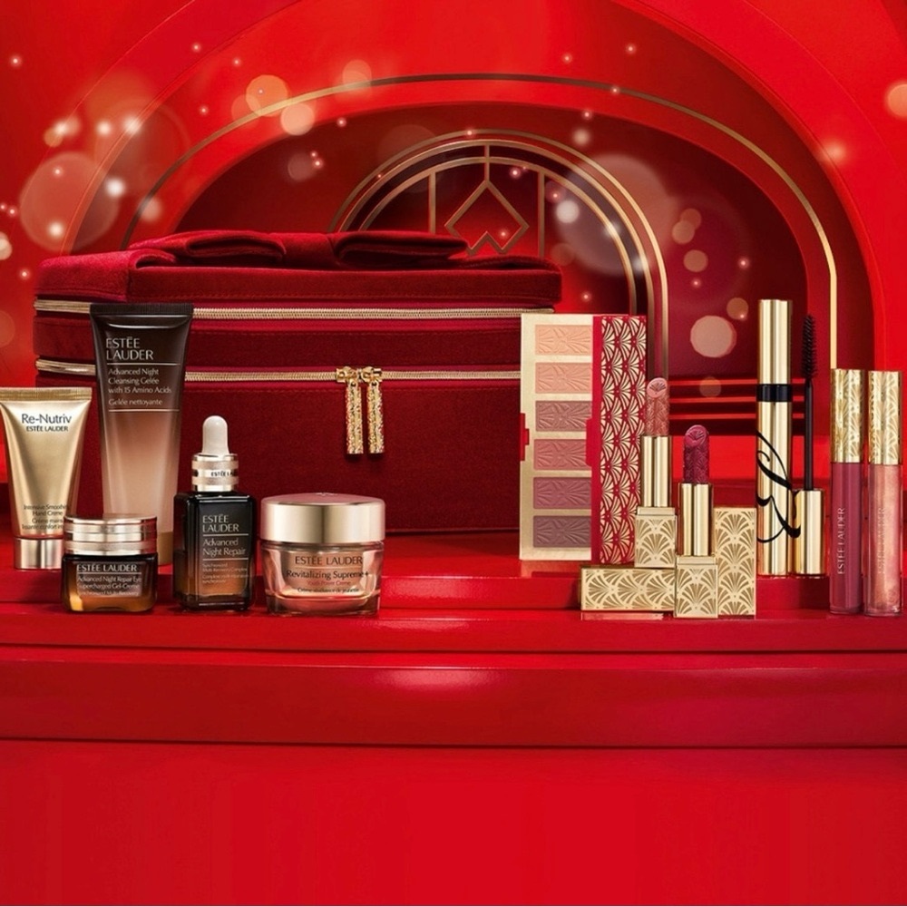 Brand New in Box, unused, unexpired Estée Lauder 11 -Pc. Full Size Holiday Set!